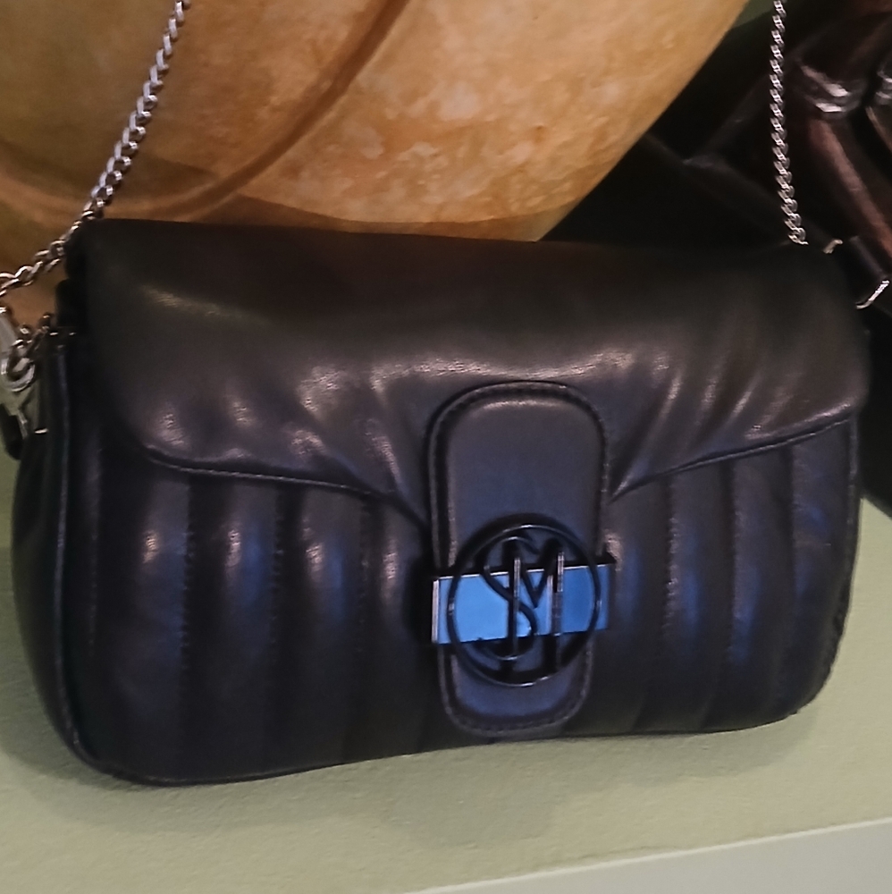 Steve Madden Black Quilted Shoulder Bag with Chain Strap. NWOT.